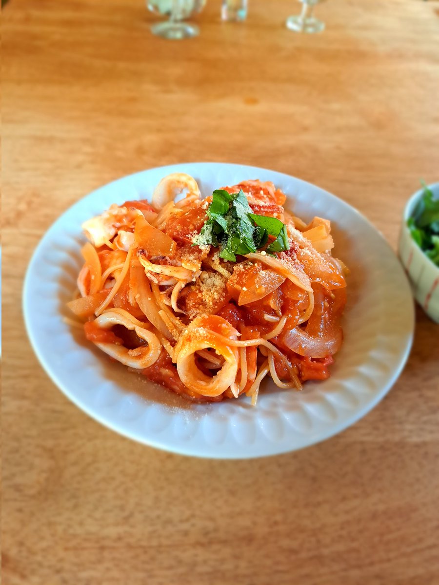 MitsuyaKohno's tweet image. 今日のランチはなな食堂さんの
✨海鮮トマトパスタ✨
でした❕そして、デザートでカッサータと自家製無農薬しそジュース!😆👍️❤️
ご馳走さまでした❗パワーアップ😁
そうそう、来月もなな食堂ありそうです!楽しみですね😋