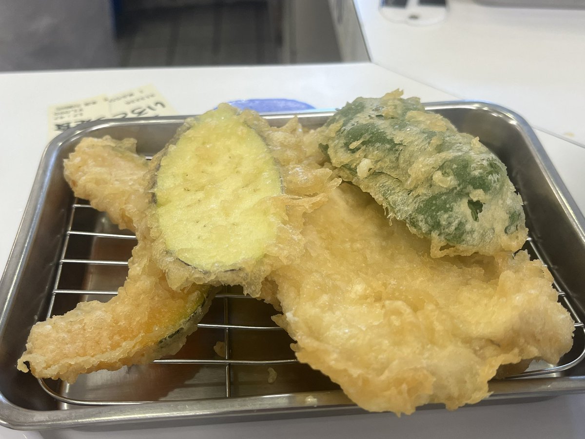 PartyLight2525's tweet photo. 天麩羅処 ひらお なう https://t.co/V5jWlOqlR7