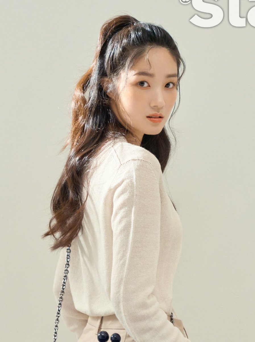 hyeyoonfeeds's tweet image. 
