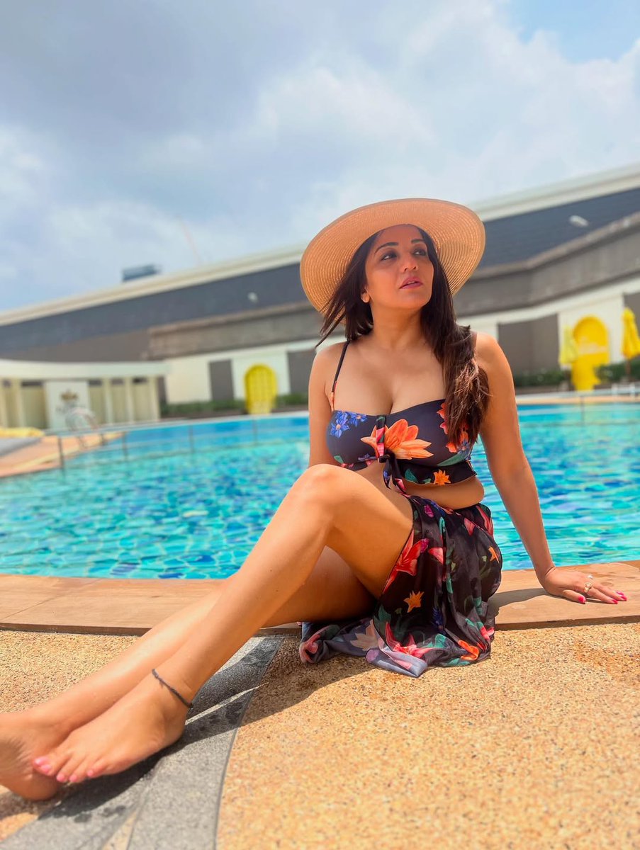 Kumar11619039's tweet image. My Dreams Will Become My Reality 🧿🧿🧿