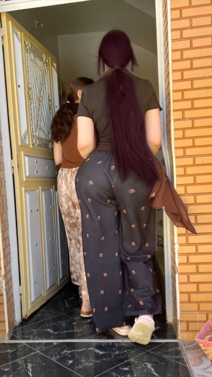 MYtrerr68028's tweet photo. من خيته متعبته🥺🤤 https://t.co/0yEPhbSOjd