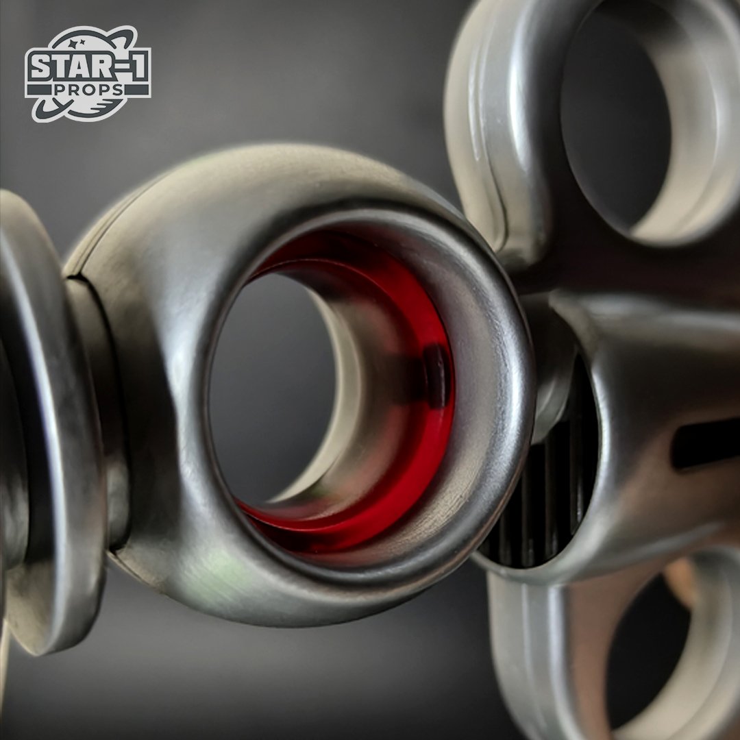 Star1Props's tweet image. Proud to present the Meep Blaster a 1:1 lifesize scale replica from Doctor Who The Star Beast 2023 by Star-1 Props
A crystal-clear trigger activates the light up barrel simulating plasma shots complete with a removable handle for easy battery access.
More details on Instagram!