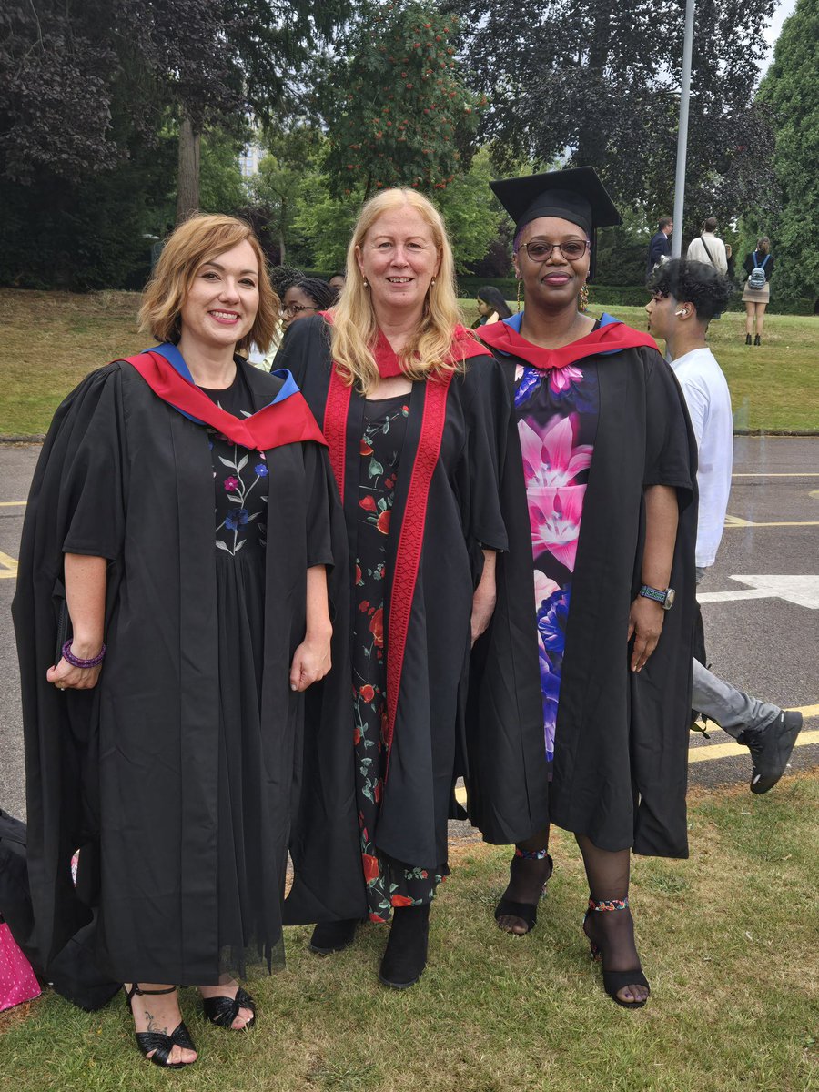 Huge congratulations to all of our fantastic students who graduated last week #diabetes #MSc 🎓