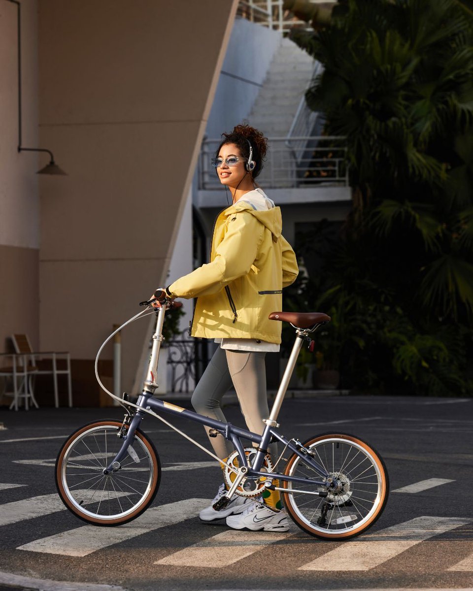 愛知県手渡し】DAHON boardwalk オレンジ 愛知県手渡し】DAHON