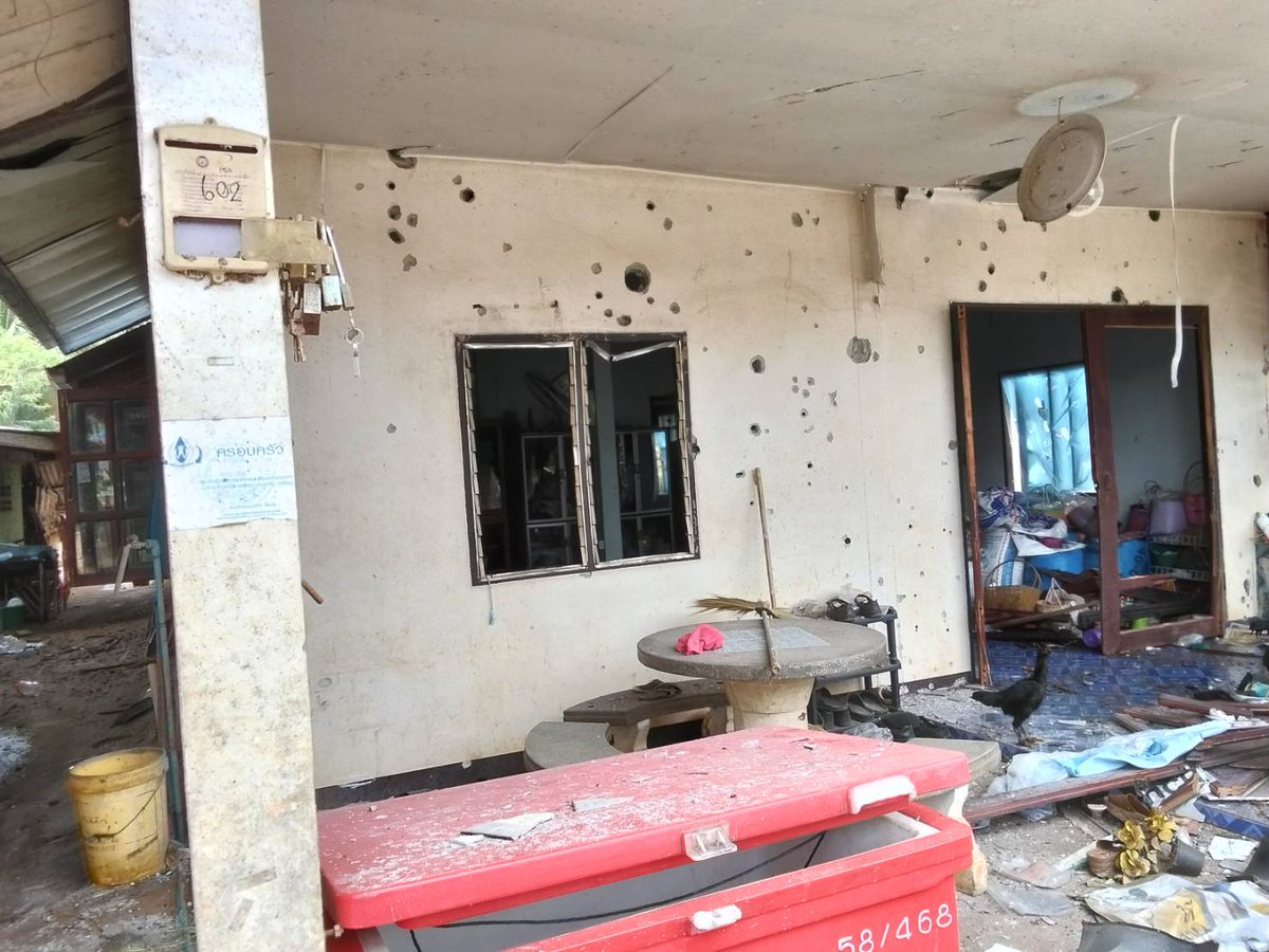 ThaiEnquirer's tweet photo. This morning, BM-21 rocket projectiles hit residential areas in Si Wichian Subdistrict, Nam Yuen District, Ubon Ratchathani Province, causing property damage but no reported casualties.

The projectiles impacted three separate sites:

- A private residence sustained structural damage.
- Additional civilian homes were damaged.
- A village roadway was hit, causing infrastructure damage.

Authorities believe residents had been evacuated in advance to shelters set up by the Nam Yuen district administration.

#Thailand #Cambodia #ไทยกัมพูชา #ชายแดนไทยกัมพูชา