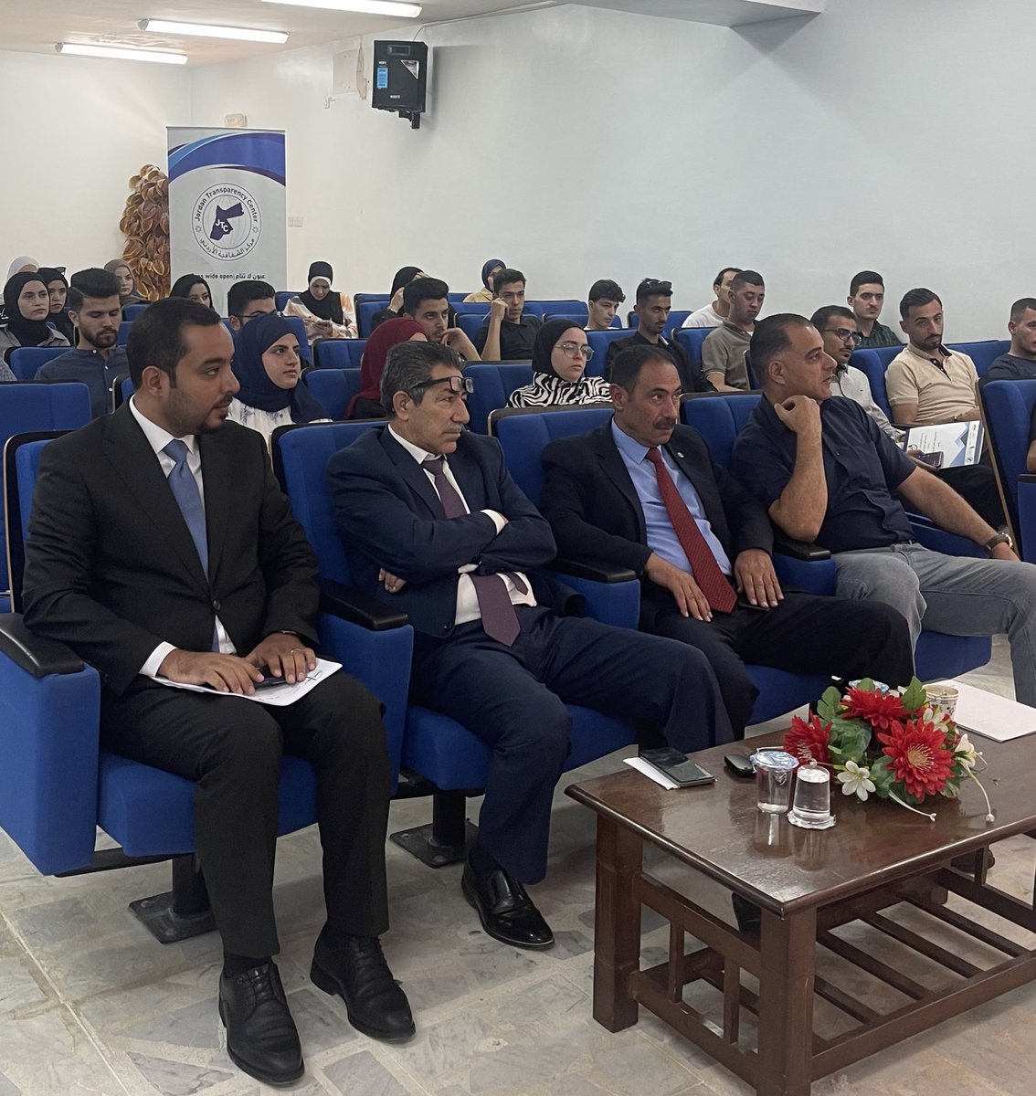 jotransparency's tweet image. JTC held its 2nd youth workshop on promoting integrity within political parties, in collaboration with @MoY_JO supported by Tamkeen program of KAFD in Irbid Governorate.
The workshop brought together youth representatives from universities, local communities & political parties.