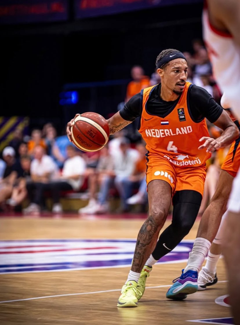 TangramSports's tweet image. Sander Hollanders dropped a team-high 14 points in just 13 minutes on the court, while Jamie Bergens @jamiebergens made an impact with 11 points in @Basketball_NED friendly game against @UkrBasket
