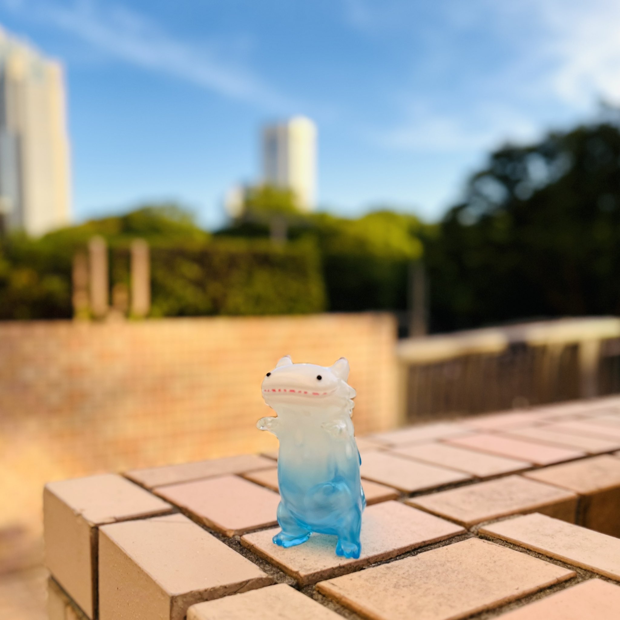 山椒魚怪獣バイロン　クリアカラーモデル　beams ソフビ『山椒魚怪獣バイロン』のクリアカラーモデルが＜TOKYO