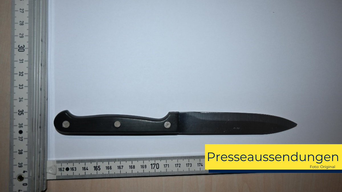 LPDWien's tweet image. Was los war in Wien:
➡Versuchter Raub mit Messer (Bild) – mutmaßlicher Täter festgenommen
➡Raub in einer Tankstelle
➡Raub geklärt – Vier Jugendliche angezeigt
➡Aggressiver Lokalbesucher festgenommen
Alle Infos: #Presseaussendungen: polizei.gv.at/wien/presse/au…