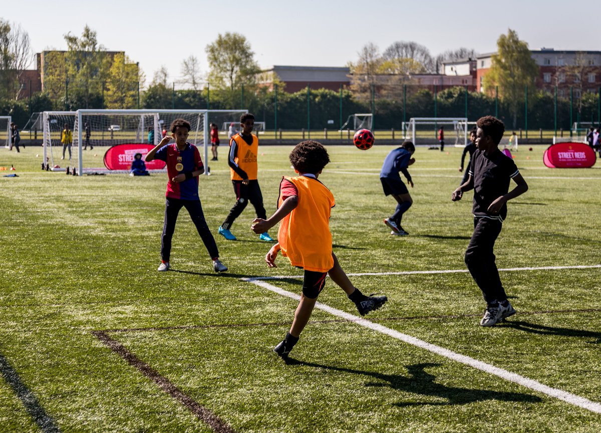 MU_Foundation's tweet image. Street Reds: out for summer โ๏ธ
Our last sessions take place tonight and weโve loved having you all with us this season โค๏ธโฝ
Enjoy your holidays and weโll see you in September ๐
#PLKicks | #ManUtdFoundation