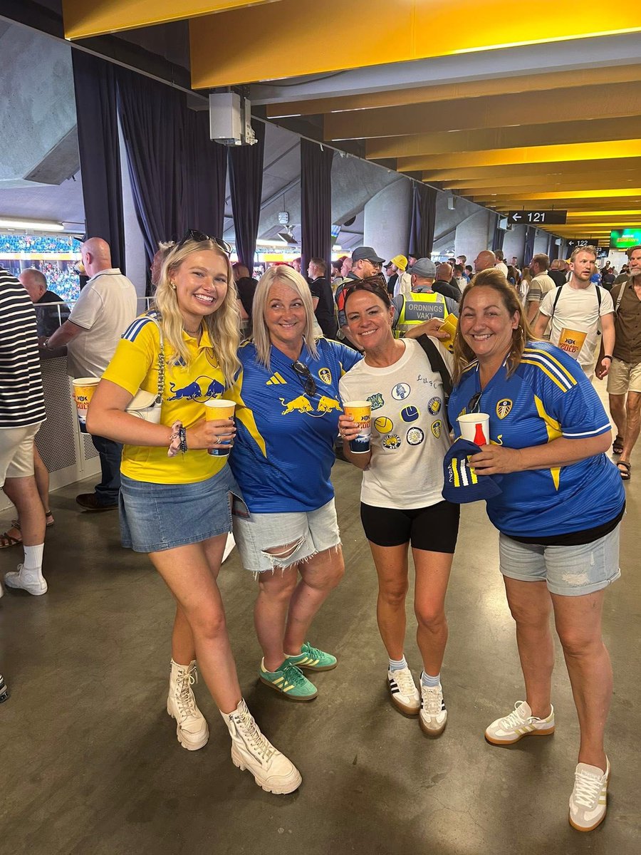 stapleton16's tweet image. Stockholm 💙💛🤍