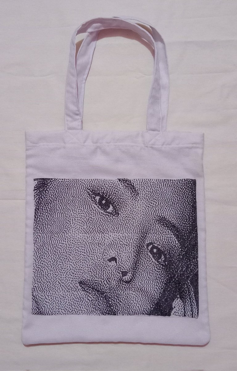 nokturnalian's tweet image. Hi, aku mau oppen commission totebag kristik benang jahit garapanku.
Berikut beberapa contoh totebag kristik garapanku dengan size 40 cm x 45 cm.
Jika tertarik, boleh sekali DM untuk tanya pricelist, estimasi pengerjaan, dll.
Mohon bantu reposting ya. Terima kasih banyak 🙏