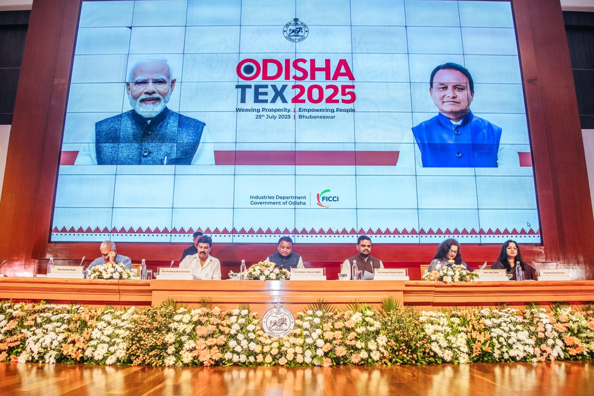 CMO Odisha (@cmo_odisha) on Twitter photo рмУрмбрм╝рм┐рм╢рм╛рм░ рмЯрнЗрмХрнНрм╕рмЯрм╛рмЗрм▓рнН рмУ рмкрнЛрм╖рм╛рмХ рм╢рм┐рм│рнНрмк рмХрнЗрммрм│ рмПрмХ рмЕрм░рнНрмермирнИрмдрм┐рмХ рм╢рм┐рм│рнНрмк рмирнБрм╣рнЗрмБ, рмПрм╣рм╛ рмЖрмо рм╕рмВрм╕рнНрмХрнГрмдрм┐, рмЗрмдрм┐рм╣рм╛рм╕ рмУ рмЕрм╕рнНрморм┐рмдрм╛рм░ рмЕрмнрм┐рмирнНрми рмЕрмВрм╢ред рморм╛рмирмирнАрнЯ рморнБрмЦрнНрнЯрмормирнНрмдрнНрм░рнА рм╢рнНрм░рнА <a href="/MohanMOdisha/">Mohan Charan Majhi</a> рмЖрмЬрм┐ рмнрнБрммрмирнЗрм╢рнНрн▒рм░рм░рнЗ рмУрмбрм╝рм┐рм╢рм╛ рмЯрнЗрмХрнНрм╕рмЯрм╛рмЗрм▓рнН рмХрмирмХрнНрм▓рнЗрмн рнирнжрнирнл (Odisha Tex2025) рм░ рмЙрмжрмШрм╛рмЯрми рмХрм╛рм░рнНрмпрнНрнЯрмХрнНрм░рморм░рнЗ рмпрнЛрмЧрмжрнЗрмЗ рмУрмбрм╝рм┐рм╢рм╛рмХрнБ рмнрм╛рм░рмдрм░ рмПрмХ рмкрнНрм░рморнБрмЦ рмЯрнЗрмХрнНрм╕рмЯрм╛рмЗрм▓рнН рмУрмбрм╝рм┐рм╢рм╛рм░ рмЯрнЗрмХрнНрм╕рмЯрм╛рмЗрм▓рнН рмУ рмкрнЛрм╖рм╛рмХ рм╢рм┐рм│рнНрмк рмХрнЗрммрм│ рмПрмХ рмЕрм░рнНрмермирнИрмдрм┐рмХ рм╢рм┐рм│рнНрмк рмирнБрм╣рнЗрмБ, рмПрм╣рм╛ рмЖрмо рм╕рмВрм╕рнНрмХрнГрмдрм┐, рмЗрмдрм┐рм╣рм╛рм╕ рмУ рмЕрм╕рнНрморм┐рмдрм╛рм░ рмЕрмнрм┐рмирнНрми рмЕрмВрм╢ред рморм╛рмирмирнАрнЯ рморнБрмЦрнНрнЯрмормирнНрмдрнНрм░рнА рм╢рнНрм░рнА <a href="/MohanMOdisha/">Mohan Charan Majhi</a> рмЖрмЬрм┐ рмнрнБрммрмирнЗрм╢рнНрн▒рм░рм░рнЗ рмУрмбрм╝рм┐рм╢рм╛ рмЯрнЗрмХрнНрм╕рмЯрм╛рмЗрм▓рнН рмХрмирмХрнНрм▓рнЗрмн рнирнжрнирнл (Odisha Tex2025) рм░ рмЙрмжрмШрм╛рмЯрми рмХрм╛рм░рнНрмпрнНрнЯрмХрнНрм░рморм░рнЗ рмпрнЛрмЧрмжрнЗрмЗ рмУрмбрм╝рм┐рм╢рм╛рмХрнБ рмнрм╛рм░рмдрм░ рмПрмХ рмкрнНрм░рморнБрмЦ рмЯрнЗрмХрнНрм╕рмЯрм╛рмЗрм▓рнН