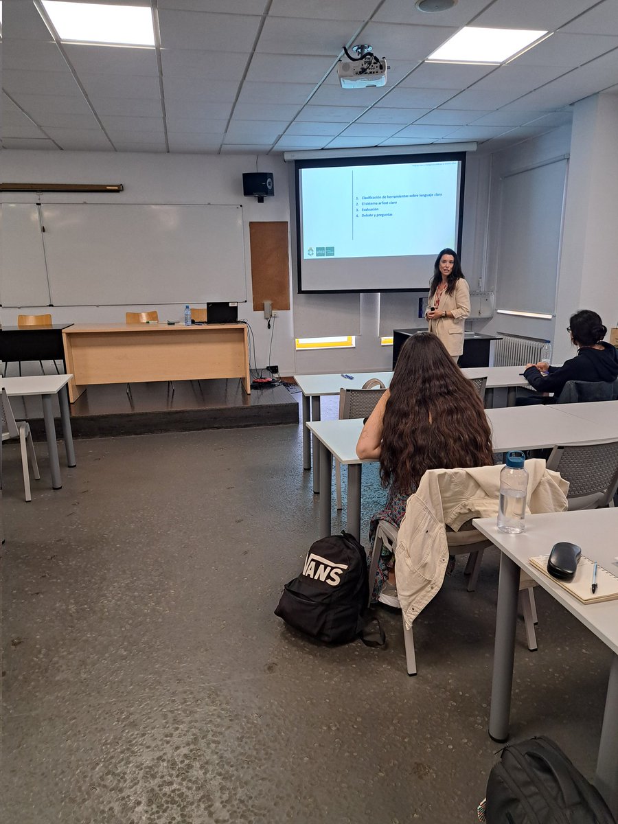 Después de un pequeño descanso en #EGEA25, Iria da Cunha, de <a href="/sistema_arText/">arText 💻✍️| Sistema de ayuda a la redacción</a>, nos imparte su segunda charla sobre "Lenguaje claro e inteligencia artificial: el sistema ArText"
<a href="/UIMP/">UIMP</a> 
#CampusLasLlamas
#FundacionCajastur