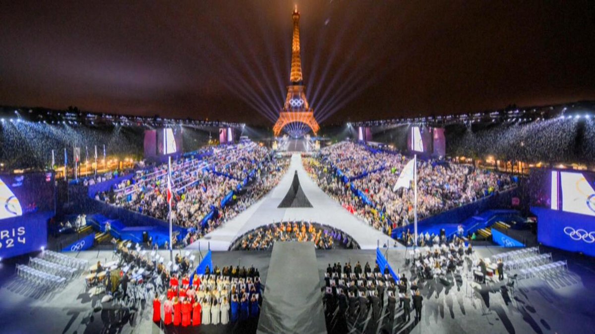 JO Paris 2024 : un an après, quel héritage ? f24.my/BKqm.x