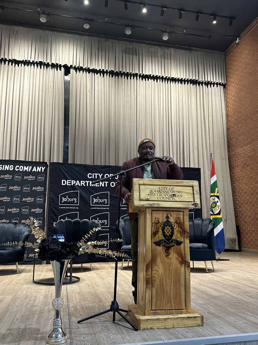 CrumRegionB's tweet image. MMC Cllr @JackSekwaila set the tone for a powerful day of dialogue and collaboration, welcoming all attendees and outlining a dynamic programme filled with keynote addresses, panel discussions, exhibitions, and more @CityofJoburgZA @DadaMorero @CRUM_CoJ