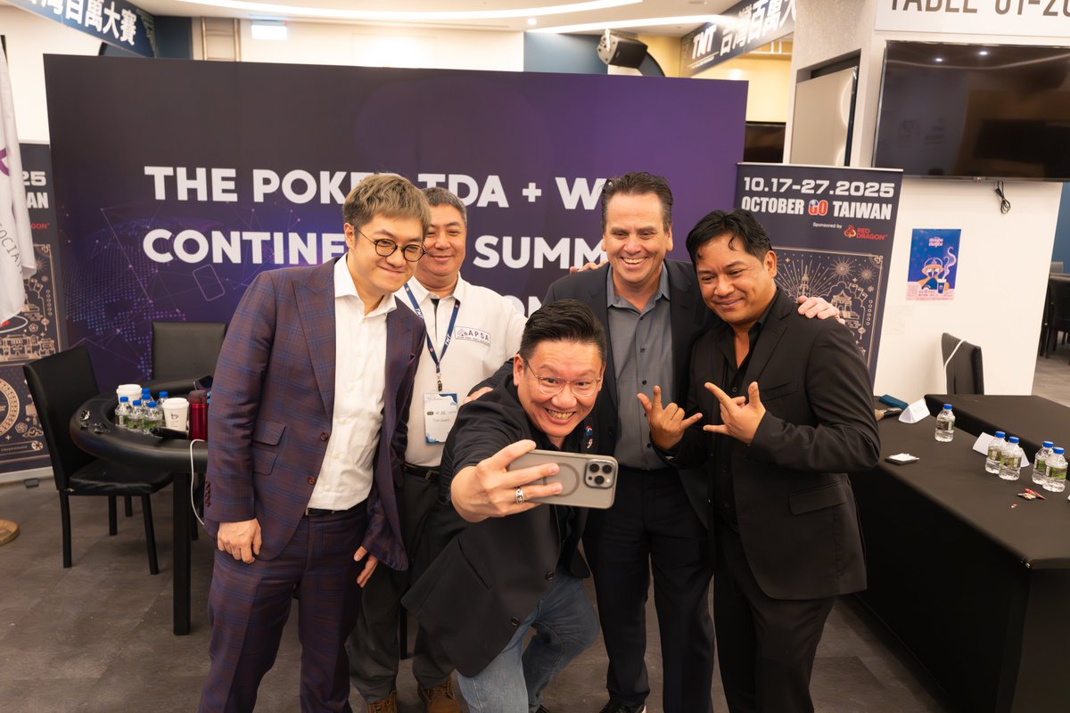 ¿Qué pasó en la Cumbre TDA + WPF: Edición Asia?

Ha sido un evento clave para el futuro del póker🌍
Que puede cambiarlo todo.

🧵¡Dale ❤️ y ♻️ para saber por qué 👇