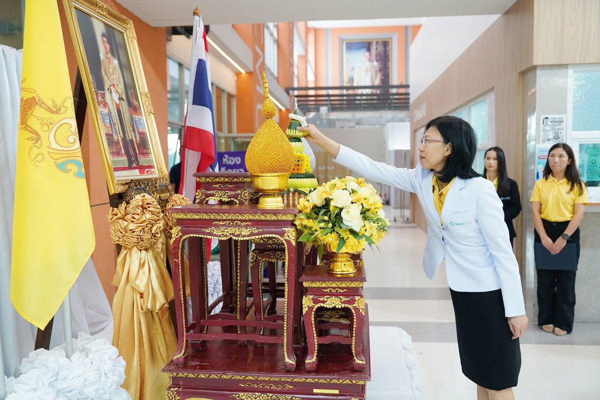 medcmuofficial's tweet image. #โรงพยาบาลมหาราชนครเชียงใหม่ จัดกิจกรรม จิตอาสา ทำความดี #บริจาคโลหิต เฉลิมพระเกียรติฯ เนื่องในโอกาสวันเฉลิมพระชนมพรรษาพระบาทสมเด็จพระวชิรเกล้าเจ้าอยู่หัว 28 กรกฎาคม 2568
📍อ่านข่าว: cmu.to/Vwtie
#ไทยกัมพูชา #MedCMU #คณะแพทยศาสตร์มหาวิทยาลัยเชียงใหม่ #โรงพยาบาลสวนดอก