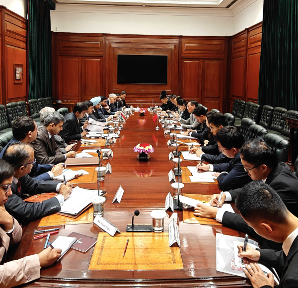 China_Amb_India's tweet image. 🔹The 34th meeting of the Working Mechanism for Consultation and Coordination on China-India Border Affairs was held.
🔹The two sides spoke positively of the progress made in managing the border situation since last year and held candid and in-depth discussions on issues such…