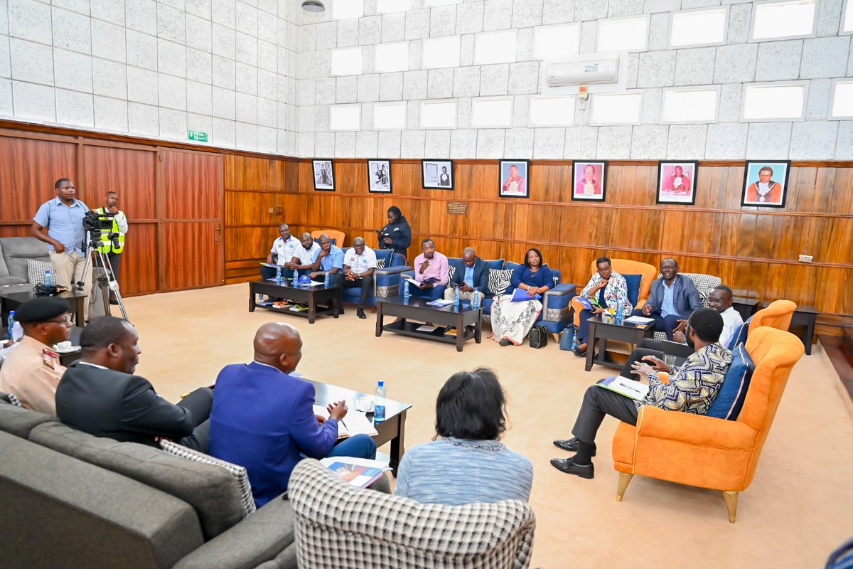 AnyangNyongo's tweet image. Kisumu is getting a massive Ksh 10.6 billion investment for the Lake Victoria West Water and Sanitation (LVWATSAN) program, a game-changer for water and sanitation in Kisumu City and Maseno. This funding, managed by the City of Kisumu and implemented by KIWASCO, will bring…