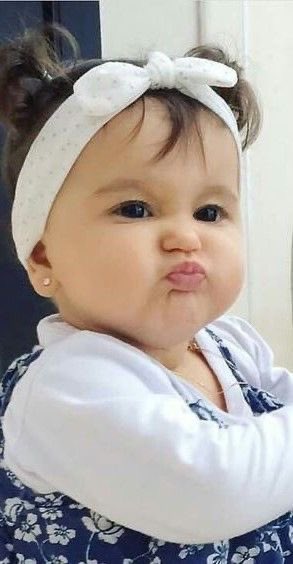 𝐍αʝɱυʂ ʂαʅιԋҽҽɳ🙃 (@7n_star_) on Twitter photo پتہ نہیں کس نمونی نے مانگ لیا ہے دعاء میں مجھے۔
نہ خود ملتی ہے اور نہ کسی اور کا ہونے دیتی ہے 🙂↔️🥹😂
سامنے آؤ جو بھی ہو 🙂↔️
<a href="/7n_Star_/">𝐍αʝɱυʂ ʂαʅιԋҽҽɳ🙃</a>
#داستان_دل #قومی_زبان پتہ نہیں کس نمونی نے مانگ لیا ہے دعاء میں مجھے۔
نہ خود ملتی ہے اور نہ کسی اور کا ہونے دیتی ہے 🙂↔️🥹😂
سامنے آؤ جو بھی ہو 🙂↔️
<a href="/7n_Star_/">𝐍αʝɱυʂ ʂαʅιԋҽҽɳ🙃</a>
#داستان_دل #قومی_زبان