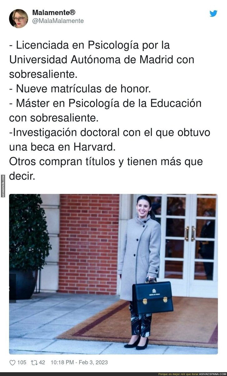 ELTOLAVARA6's tweet image. La gente inteligente está en la izquierda..Los analfabetos, en la derecha, ahí sólo tienen que robar ,y ni eso saben... Siempre los pillan...