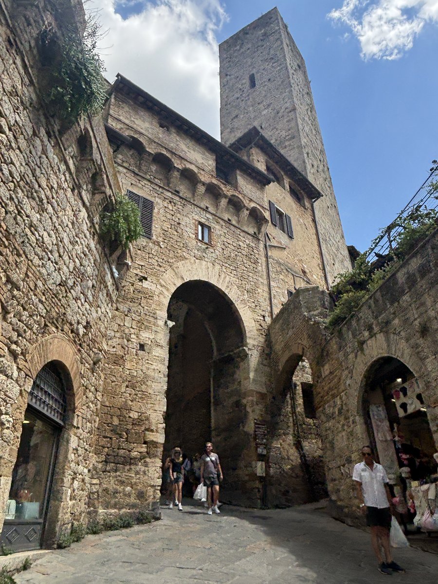 easyfirenze's tweet image. ååŸã¯ãµã³ãžããã£ãŒãã§ããããåç£ã楜ããðãšã³ããã°ã¯1ã€ããã°ååã ãã©ããåœå°ãšã³ããã°ã欲ãããªãã