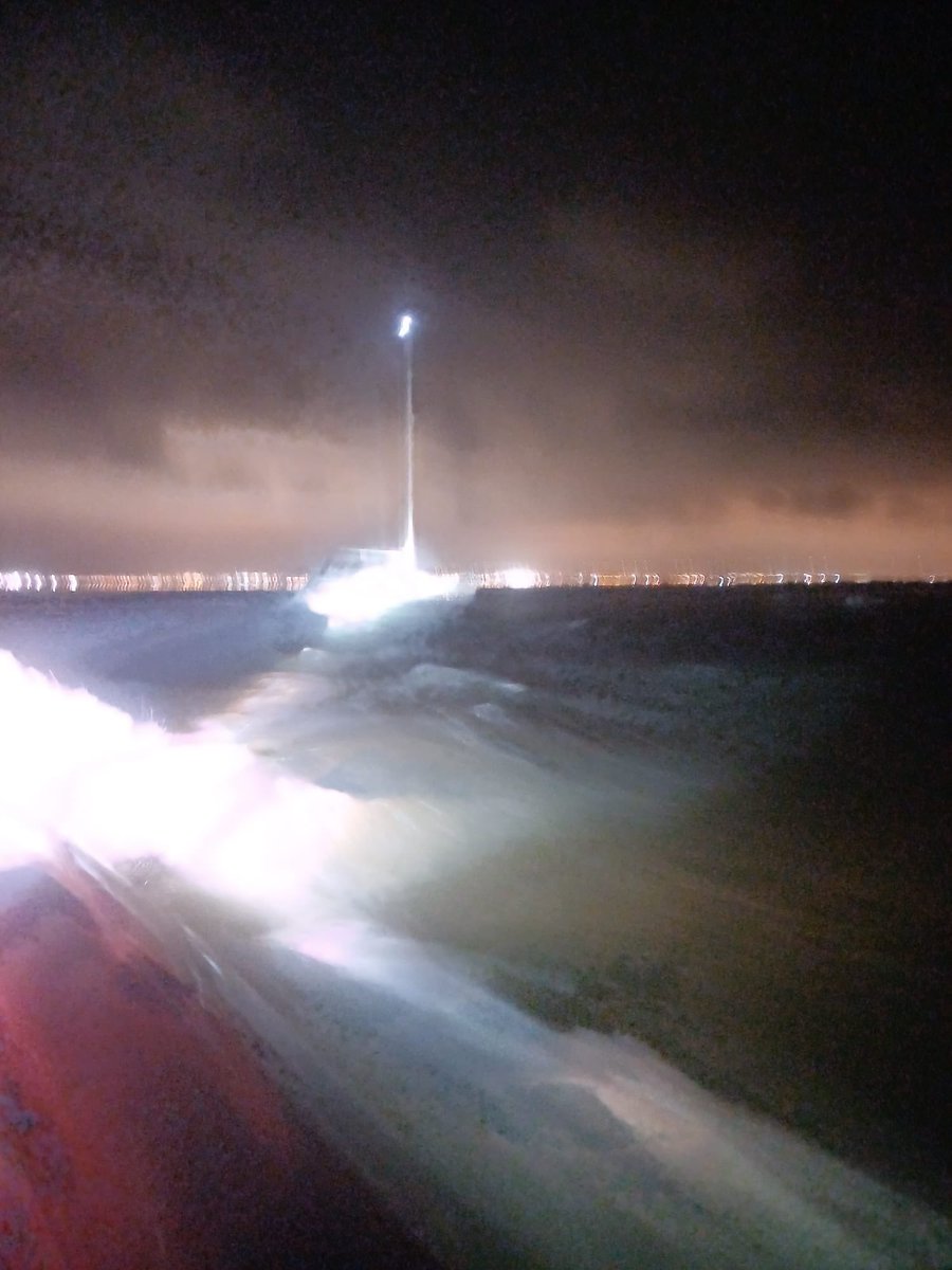 CruzRojaRMurcia's tweet image. Anoche se activó la #LSBuenaEsperanza para asistir a un velero al E de la #IslaPerdiguera #MarMenor
Velero fondeado con problemas, garreando a causa del mal tiempo.
@112rmurcia #plancopla
#salvamentomaritimo
#voluntariado
@salvamentogob
@CruzRojaEsp