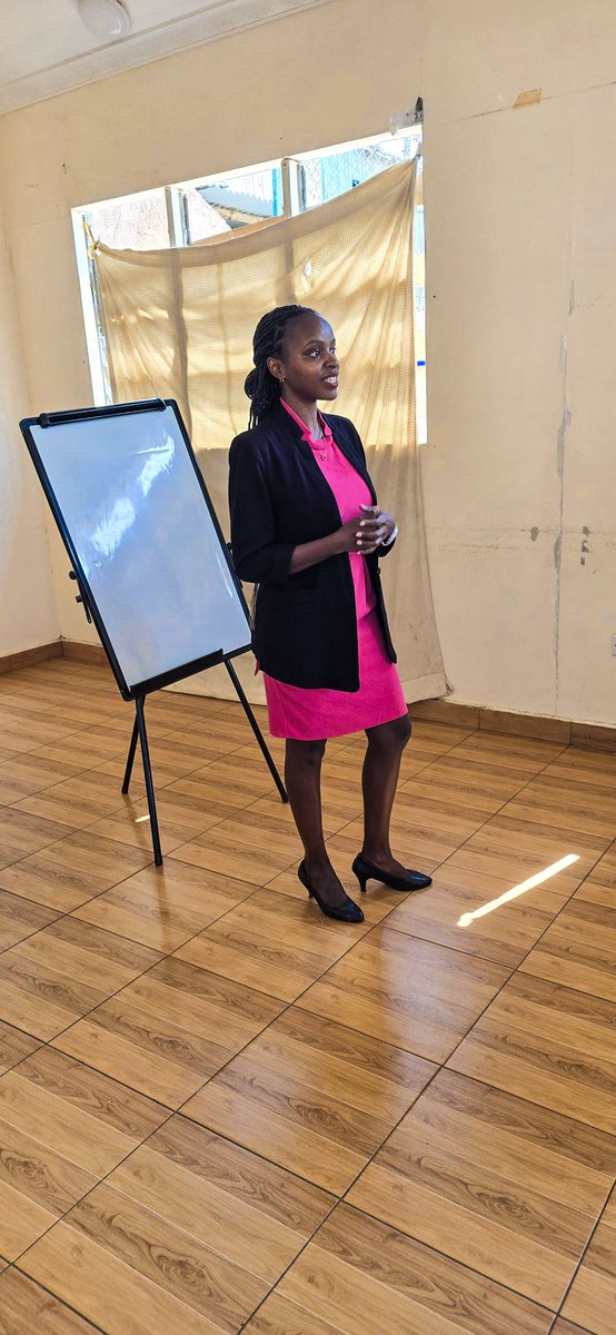 AmplifyhopeAfr's tweet image. Imara Young Professionals Program 
📚 Empowering Youth through Employability Skills and Professionalism Training 💼
Yesterday, we continued with our life skills training sessions in which we were privileged to host a transformative training session on Employability Skills and