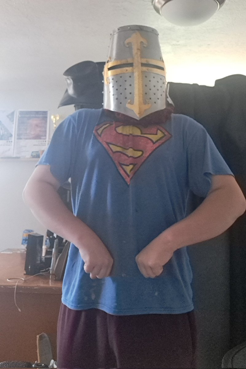 Vaerkronus's tweet photo. 208lbs now. I'm on my way to cutting. I'm fr gonna be built asf. https://t.co/3ZImrEIjxv