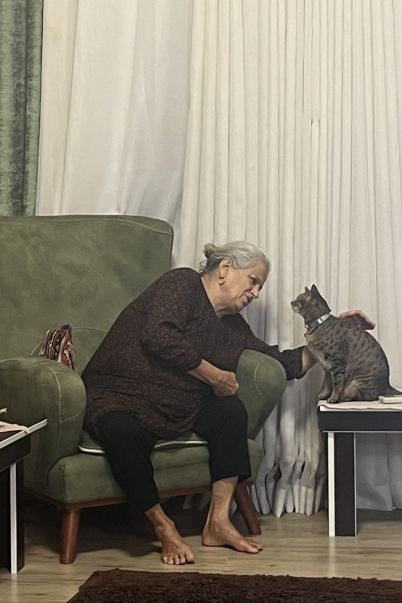 Negiinmm's tweet photo. قشنگیای زندگیم 🥹:
مامانجون و پیشول https://t.co/WZaH6av75B