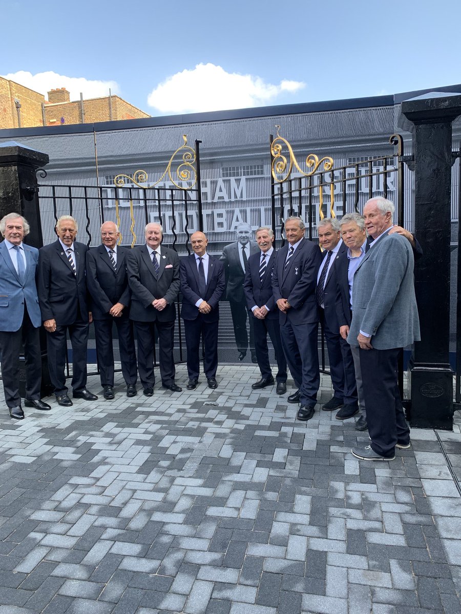 Cliff_Jones11's tweet image. Great to be at @SpursOfficial unveiling of the WHL gates restored and in place outside the new stadium. A fitting tribute to our legendary manager. #coys