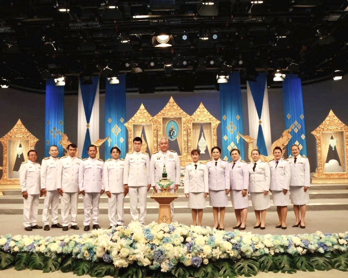 SuccessChTv's tweet image. การเคหะแห่งชาติ บันทึกเทปโทรทัศน์ถวายพระพรชัยมงคลสมเด็จพระบรมราชชนนีพันปีหลวง ณ สถานีวิทยุโทรทัศน์กองทัพบก ช่อง 5
successchannel.co/post_news?post…
#การเคหะแห่งชาติ
#ถวายพระพรชัยมงคล
#สมเด็จพระบรมราชชนนีพันปีหลวง