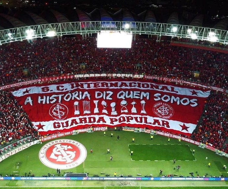 🔜 Guarda Popular está LIBERADA para voltar ao Beira-Rio após partida vs Vasco da Gama neste domingo pelo Campeonato Brasileiro! ❤️🤍

(📸: <a href="/Lucassfotografo/">Lucas Santos</a>)
