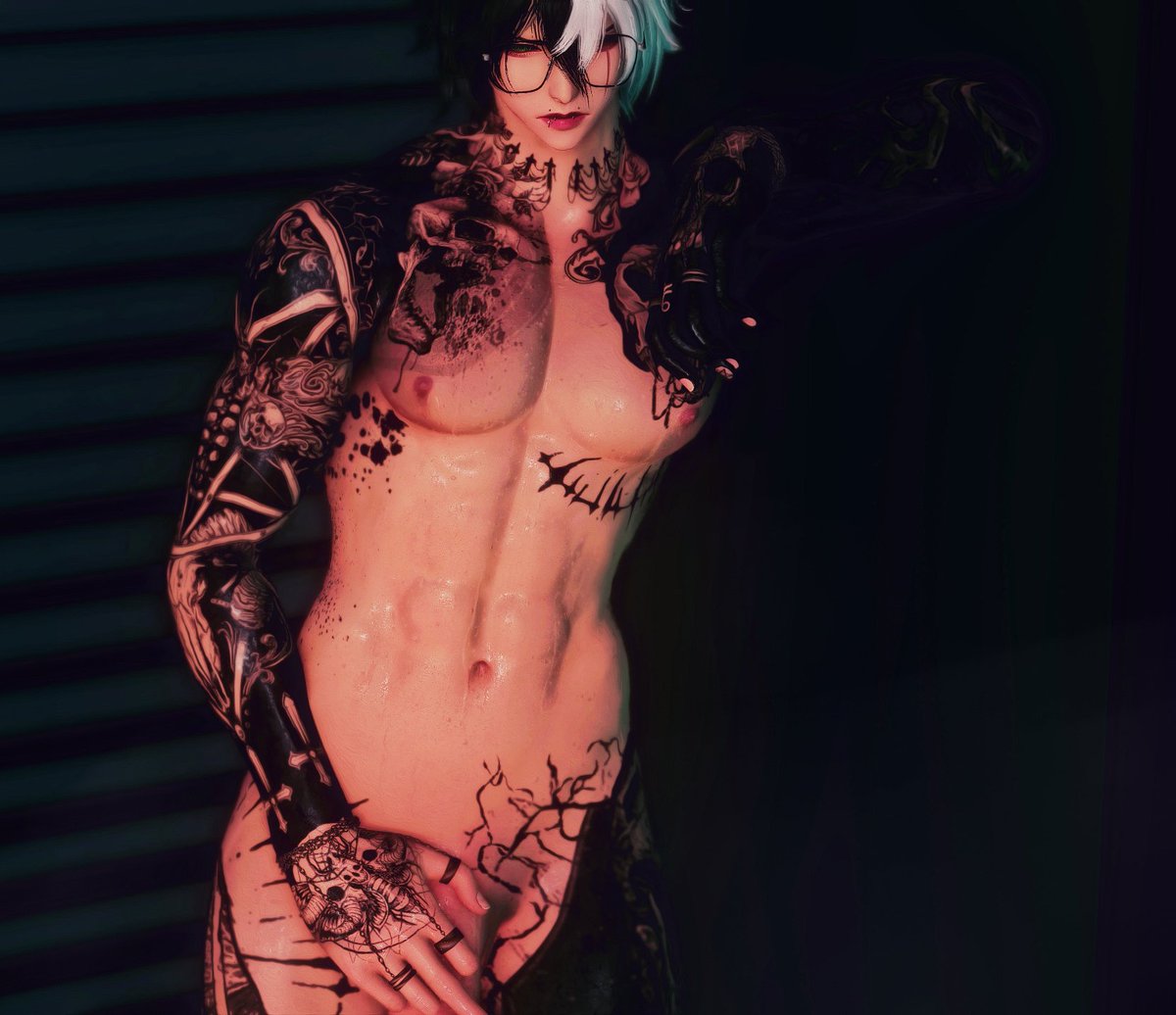 XIVLeonhart's tweet image. Hey.. Eyes up here... ;)
