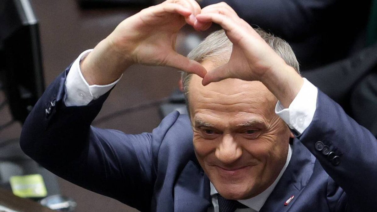 Lukasz_Bonzel's tweet image. Tusk jest jedynym po '04r. Premierem RP, za którego wzrosło w 🇵🇱 bezrobocie:
Belka: V'04-X'05⬇️ 2,2%
Marcinkiewicz: XI'05-VII'06⬇️ 1,6%
Kaczyński VII'06-XI'07⬇️ 3,5%
Tusk: XI'07-IX'14/🔴0,3%
Kopacz: IX'14-XI'15⬇️ 1,9%
Szydło: XI'15-XII'17⬇️ 3,0%
Morawiecki: XII'17-XII'23⬇️ 1,6%
