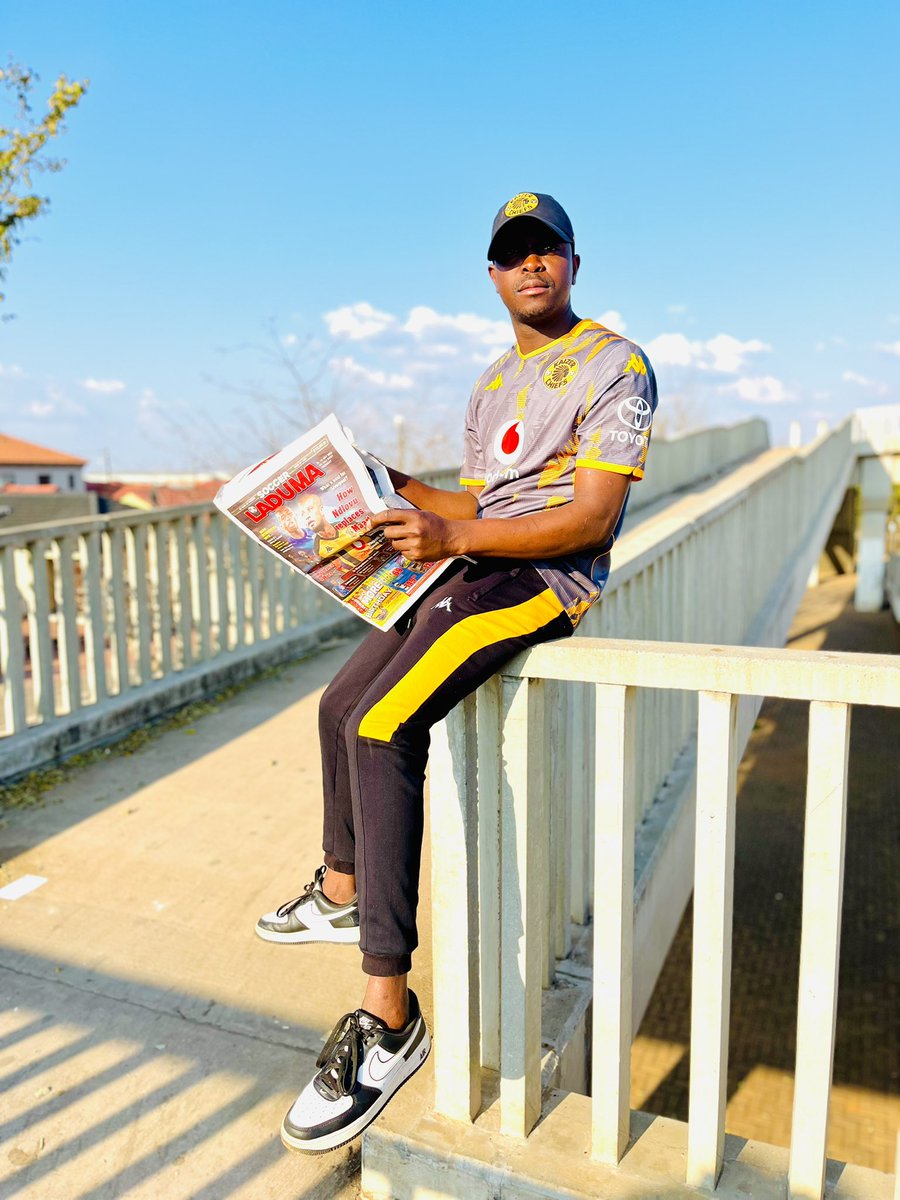 MasaroSaros's tweet image. This thing is beautiful @KaizerChiefs
#KCJersey #Kappa ❤️✌️