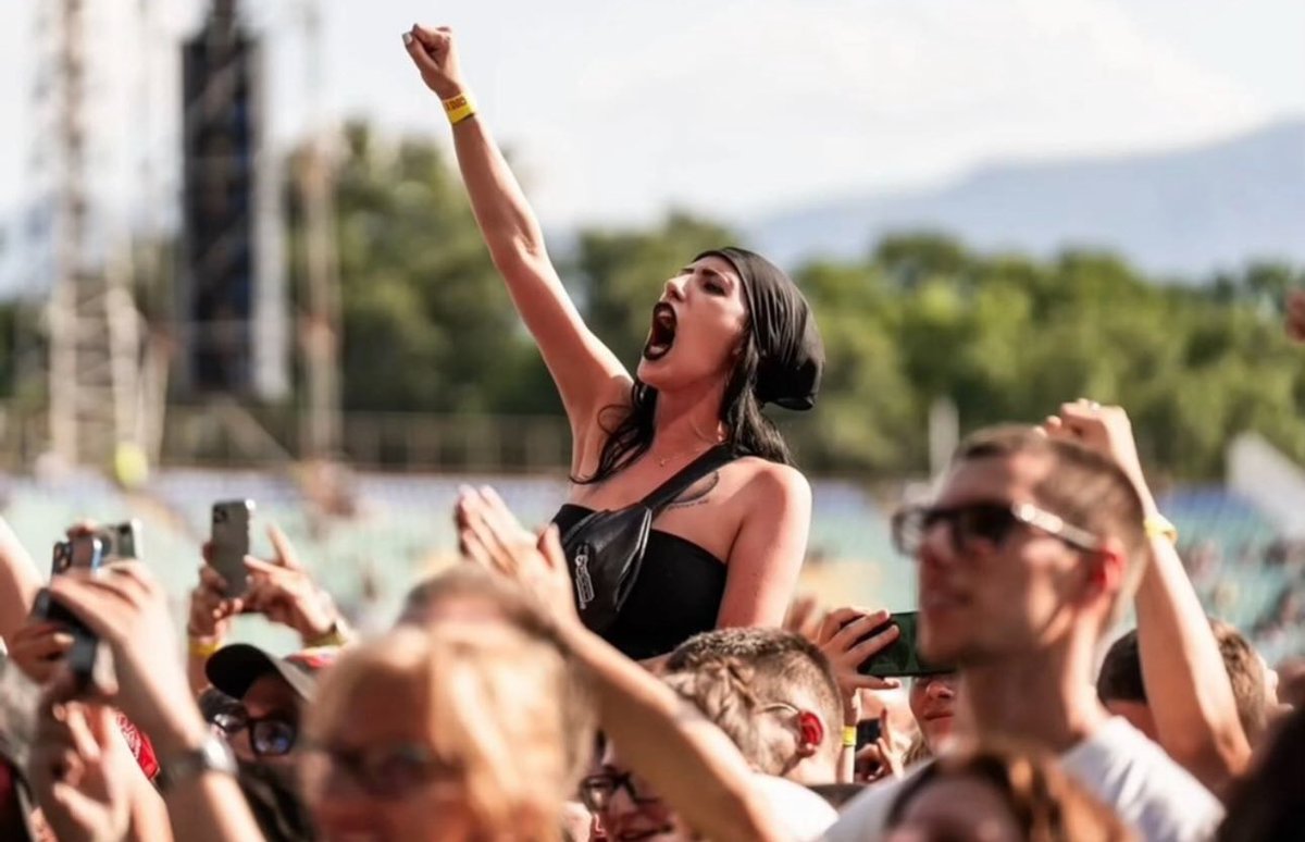 GMB legends my dream come true this week - I finally went to Guns N’ Roses live concert ✊

Definitely needed this after the motorcycle crash, to lift up my vibe and soul 🤘