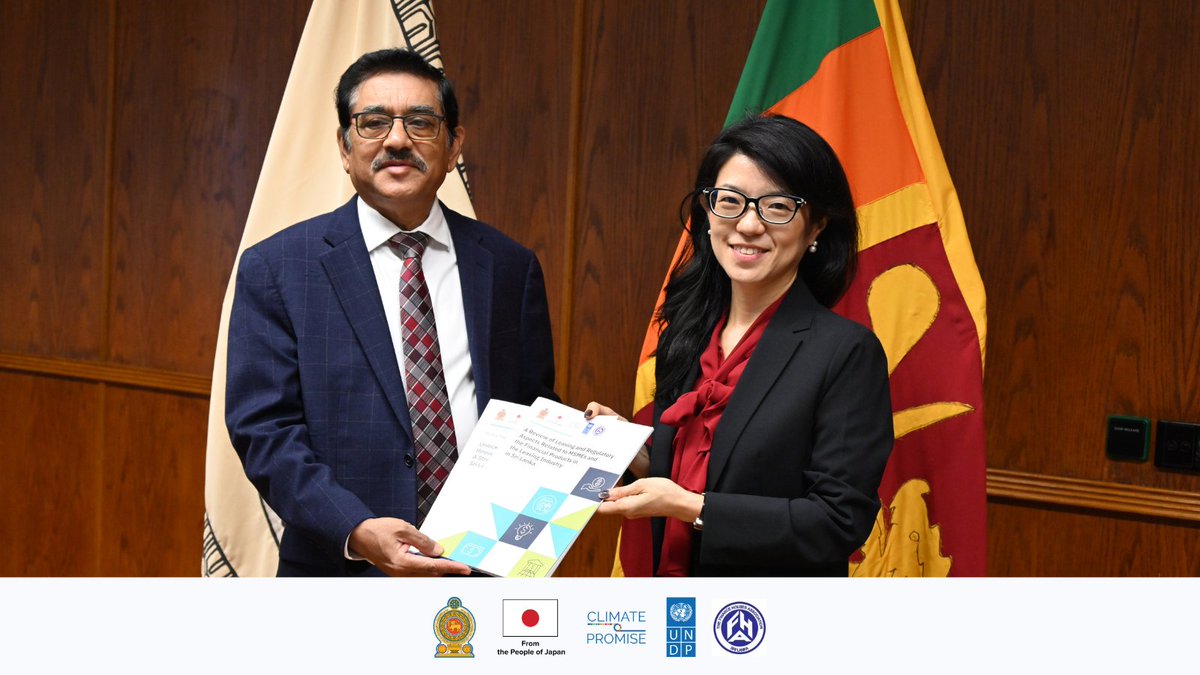 UNDPSriLanka's tweet image. In collaboration with the Finance Houses Association (FHA), @UNDP #lka, handed over a study report on the leasing industry in Sri Lanka to the Central Bank of Sri Lanka @CBSL.

The meeting was chaired by the Hon. Dr. P. Nandalal Weerasinghe, Governor of the Central Bank and Ms.…