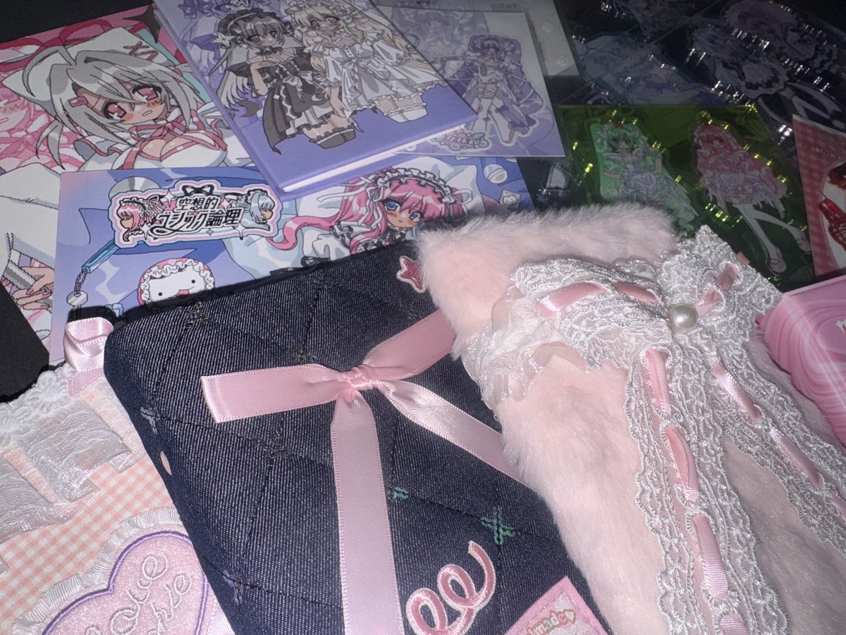 uxQ3A's tweet image. 届きました！♡
可愛いに溢れすぎて幸せです…これからも応援してます°ʚ🎀ɞ°.

@Amnyuixx