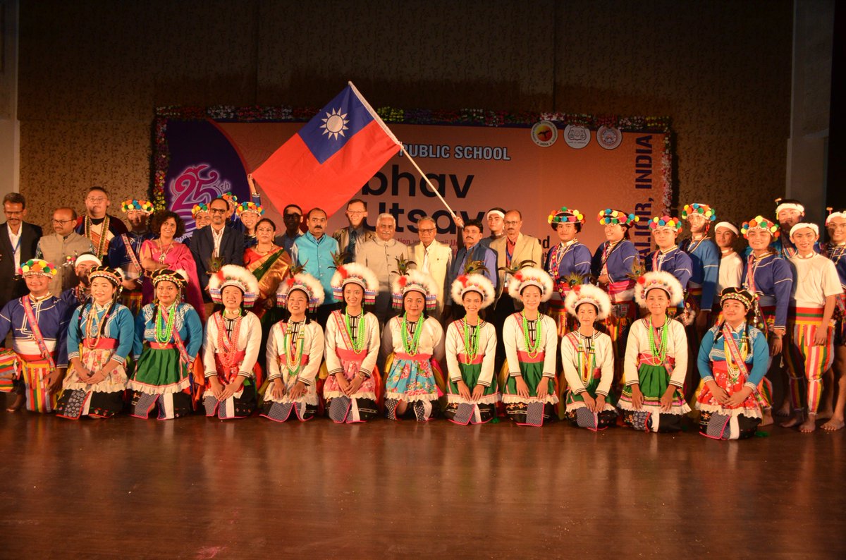udbhavgwl's tweet photo. In 2022 we invited a beautiful group from Taiwan.  It was amazing to learn their culture and to host them in the international dance festival Udbhav Utsav. it started a cultural bond between Indian and Taiwan.
@sanahashmi1 @MOFA_Taiwan @TWIndia2 https://t.co/ThW8EXpz5l
