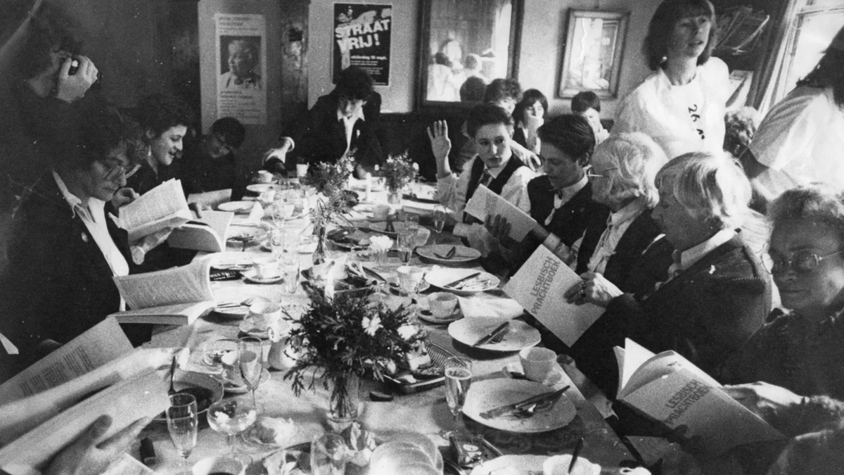 seriaImom1994's tweet photo. Dutch lesbians in the 1970's and 1980's 🪡 https://t.co/eEQ4q5SQCW