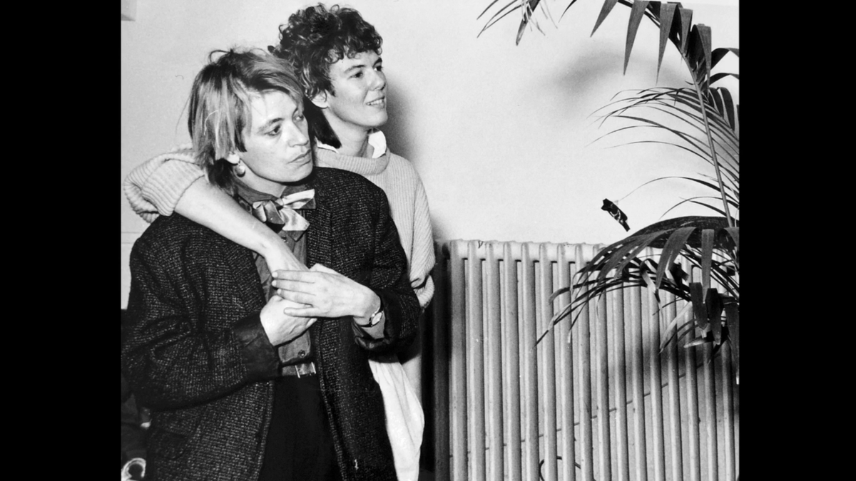 seriaImom1994's tweet photo. Dutch lesbians in the 1970's and 1980's 🪡 https://t.co/eEQ4q5SQCW