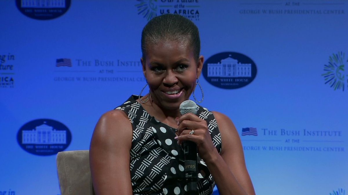 TrumpVVon's tweet image. Describe Michelle Obama in ONE word 👇