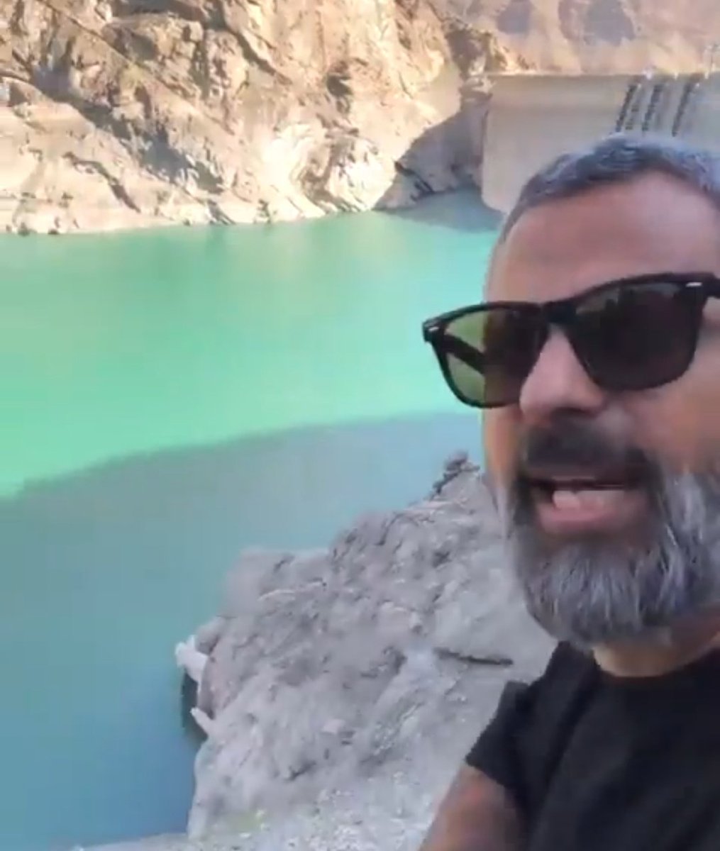 Whiteswanap1's tweet image. نمیدونم چندمین بار در تاریخه که آب رو به روی شیعیان میبندن ولی اولین بار سال ۶۱هجری سپاه یزید لعنتالله این جنایت رو انجام داد.
پ.ن: آب پشت سد کرج و لتیان، اول مرداد