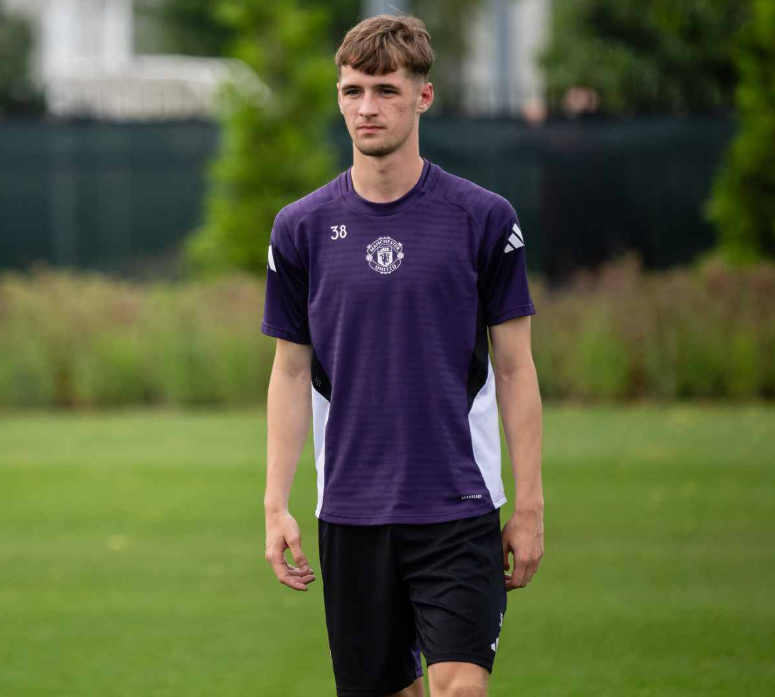 Unitedfans2023's tweet photo. #JackFletcher #MUFC https://t.co/QuHtsQeysV