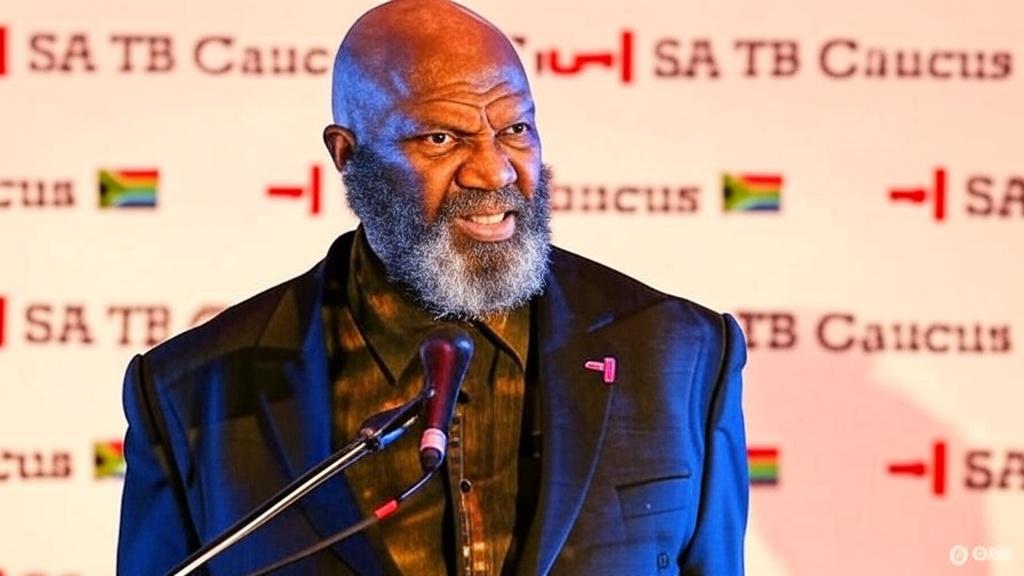 mkhizesabelophi's tweet image. Ekse anisho 🤔 who filled Pravin's Portfolio? Kwathula nje maybe they unbandling all over quietly 😩😌