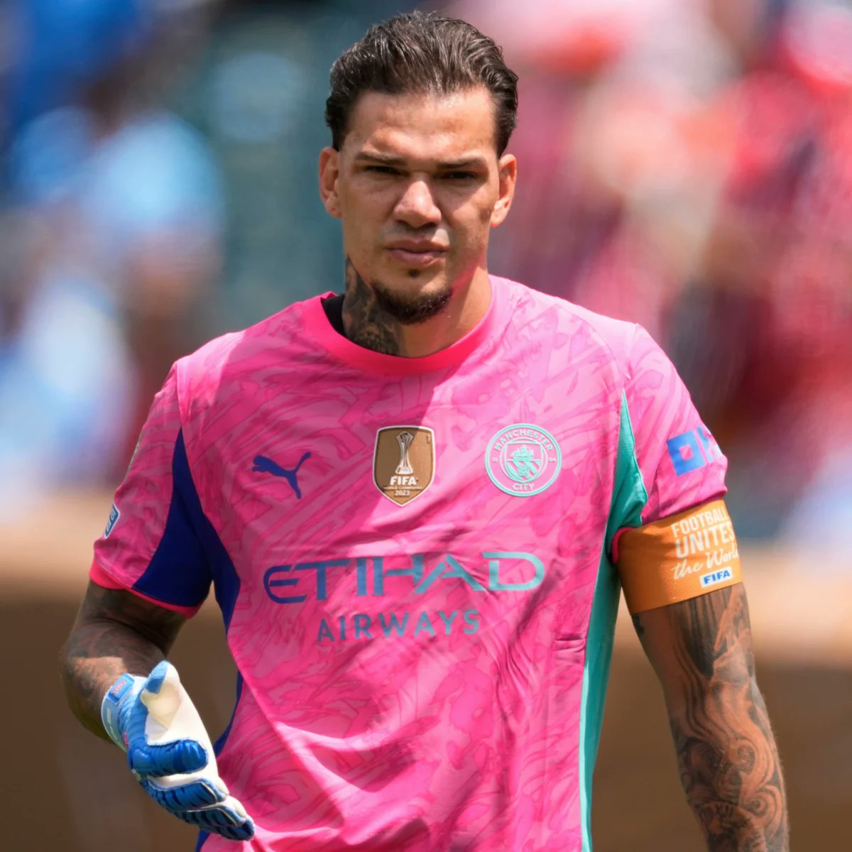DanisMCFC's tweet image. Now that Trafford to Manchester City is official who is going?