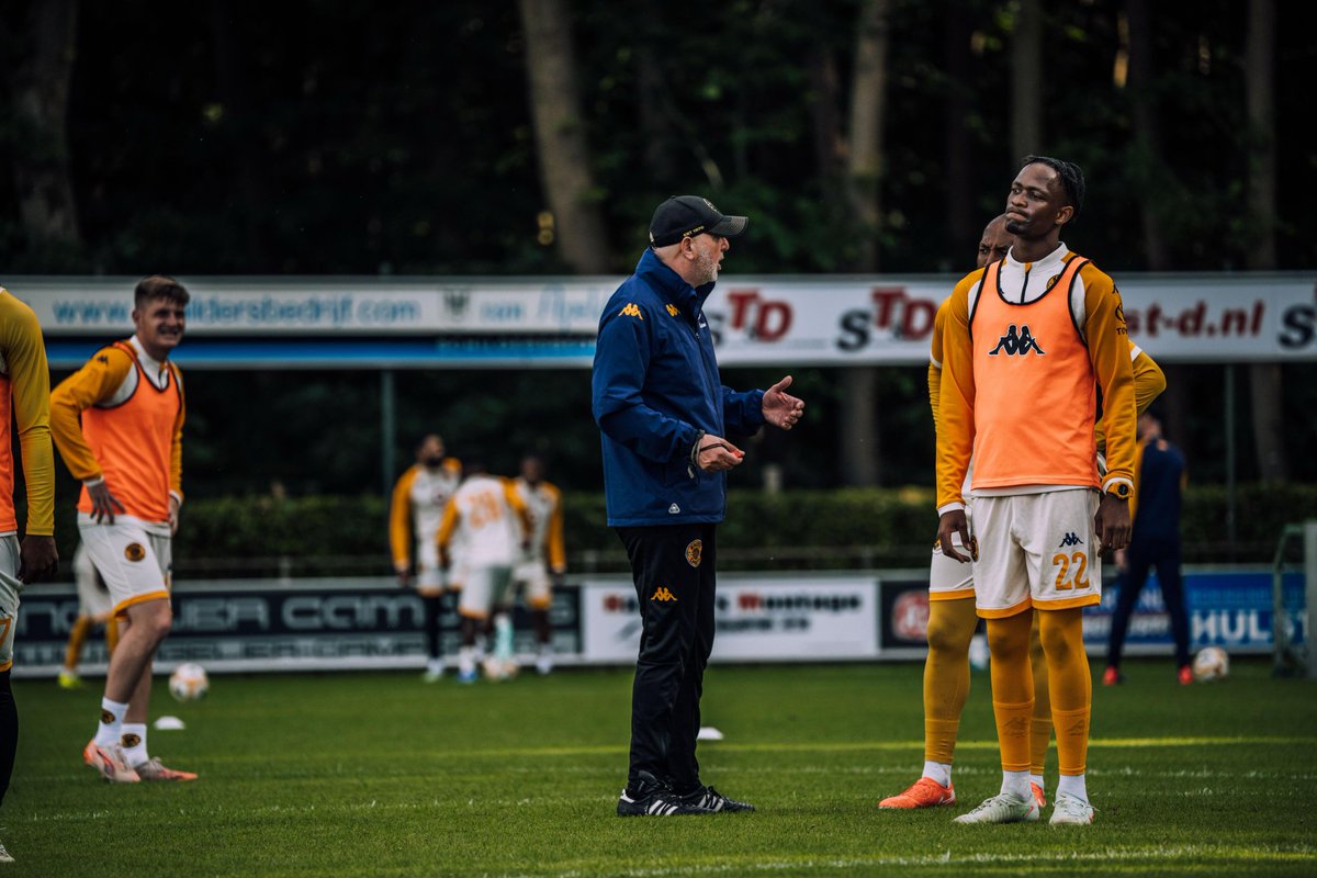 otm_enhancement's tweet image. Impact of Preseason Training Camps on Fitness, Fatigue, and Performance in Professional ⚽️⚽️Players: Mildaltitude Camp @KaizerChiefs 🇳🇱 Versus Sea-Level @orlandopirates🇪🇸Camps
Strength and weaknesses of pre-season environment⚽️thread🧵🧵🧵🧵