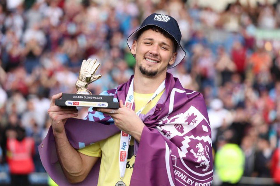 PLFrance_'s tweet image. Manchester City a trouvé un accord pour signer James Trafford ! 🧤🩵
(@FabrizioRomano)